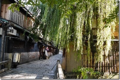 世界遺産古都京都文化財へのアクセス方法やグルメスポットは？