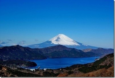 世界遺産富士山へのアクセス方法やグルメスポットは？
